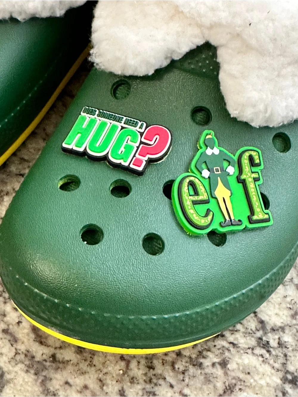 CROCS 🎄 omg